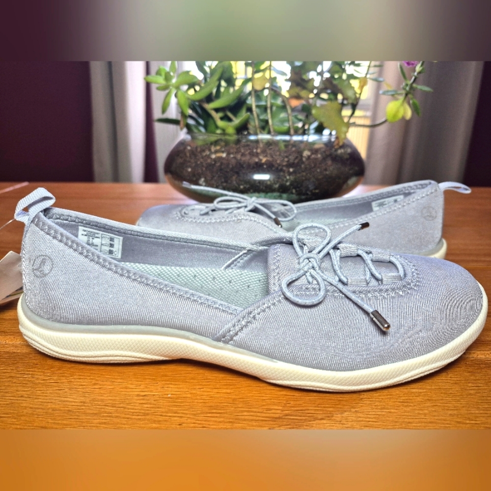 Land's‎ End Silver Slip Skimmer on Water shoes - Size 6